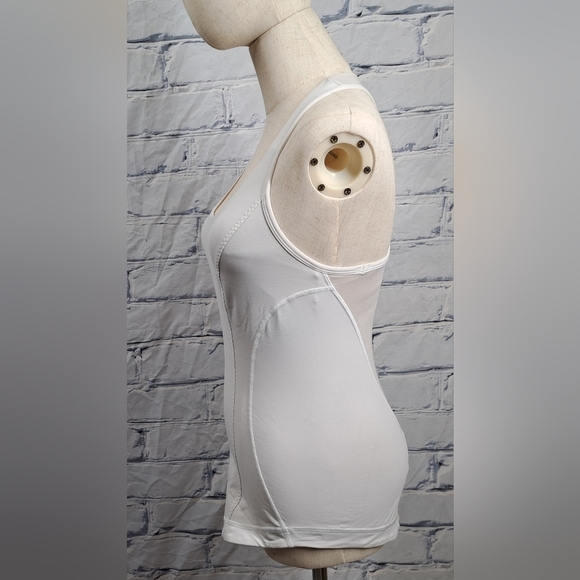 lululemon athletica women's tank top racerback yoga sports bra size 4 US - Picture 11 of 11